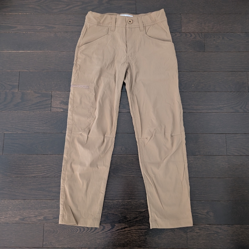 sz:10 nwot Youth unisex MEC cargo pants, Brown